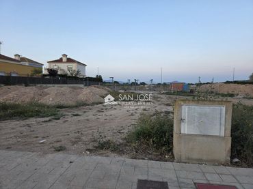 Wohnbaugrundstück zum Verkauf in Pedanías Oeste