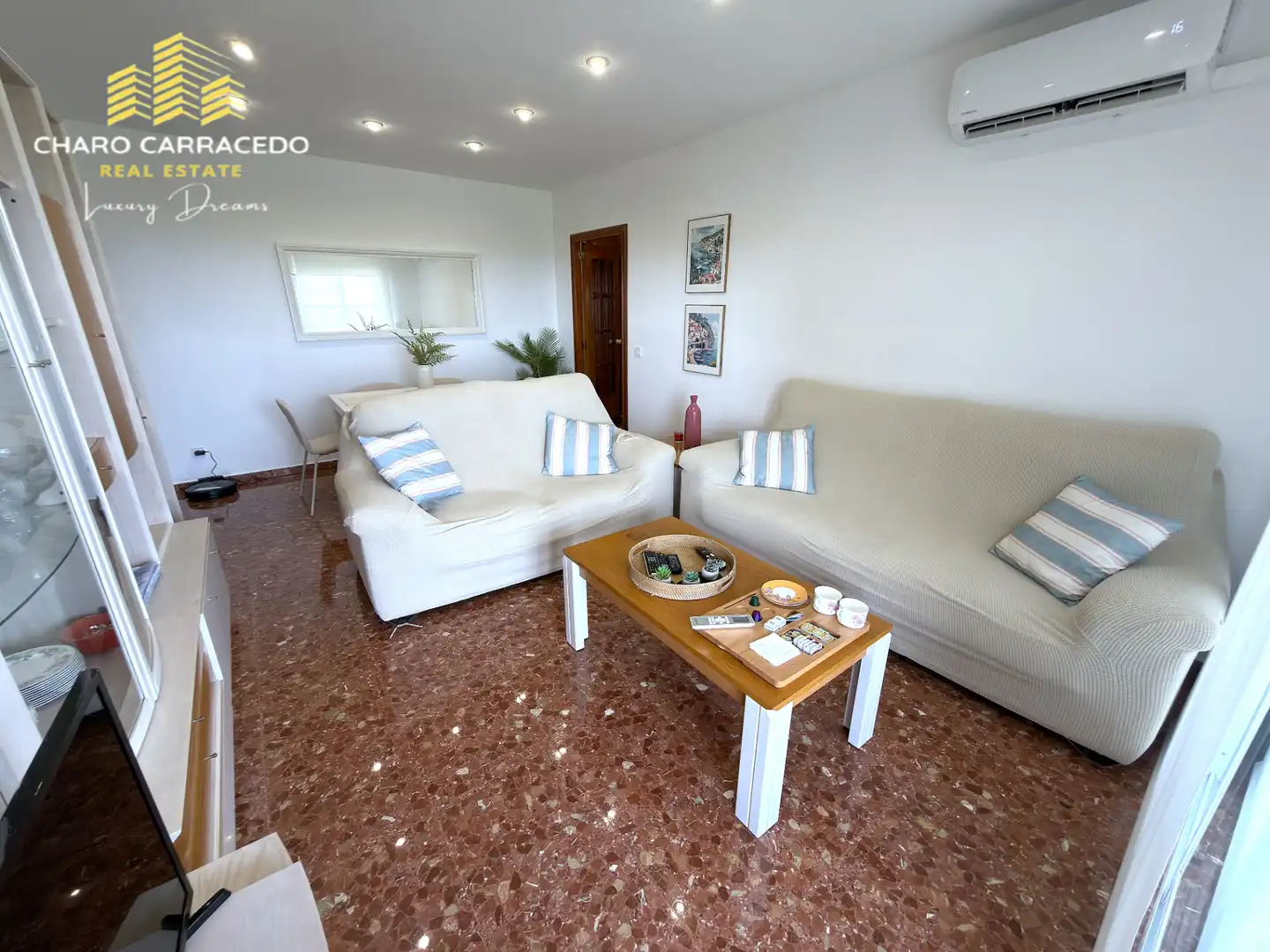 Sala d'estar de Pis de lloguer en Valencia amb Aire condicionat, Jardí privat i Terrassa