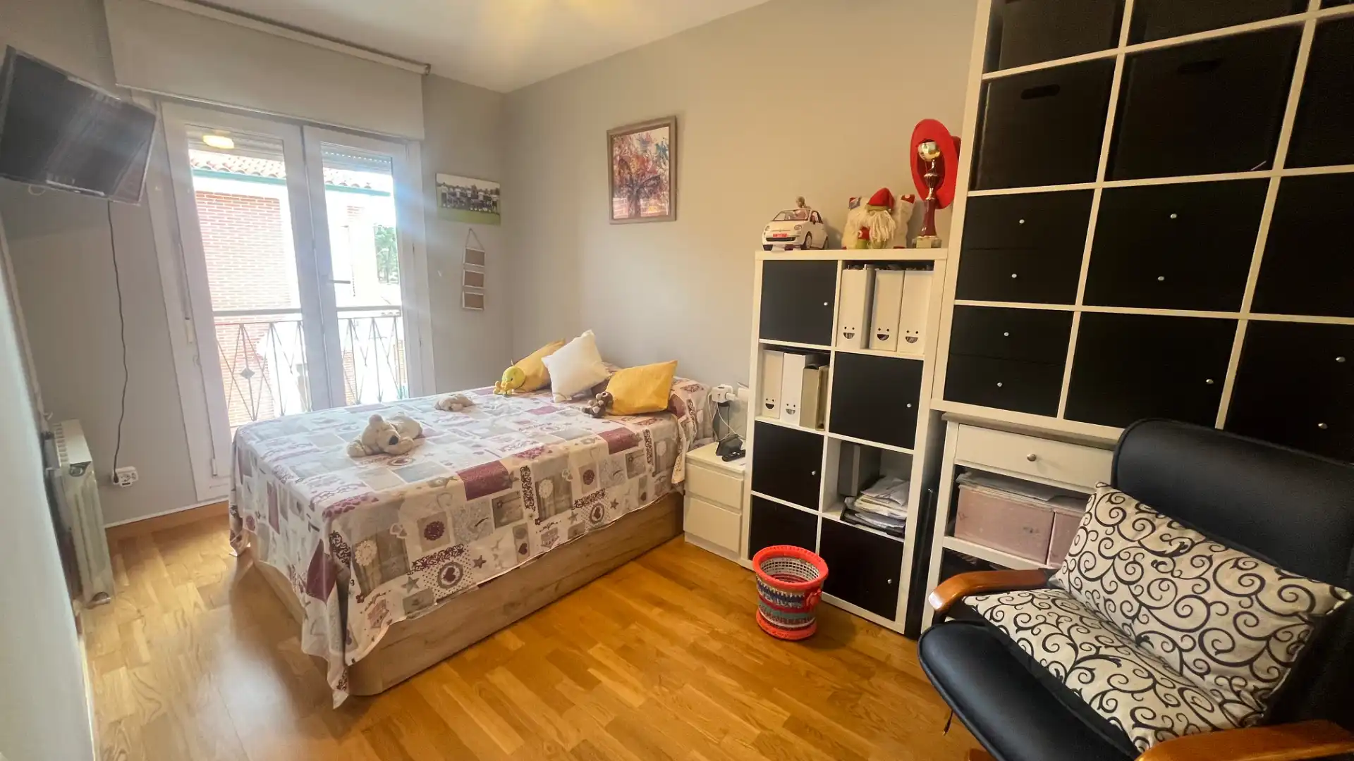 Schlafzimmer von Einfamilien-Reihenhaus zum Verkauf in Mojados mit Heizung und Parkett