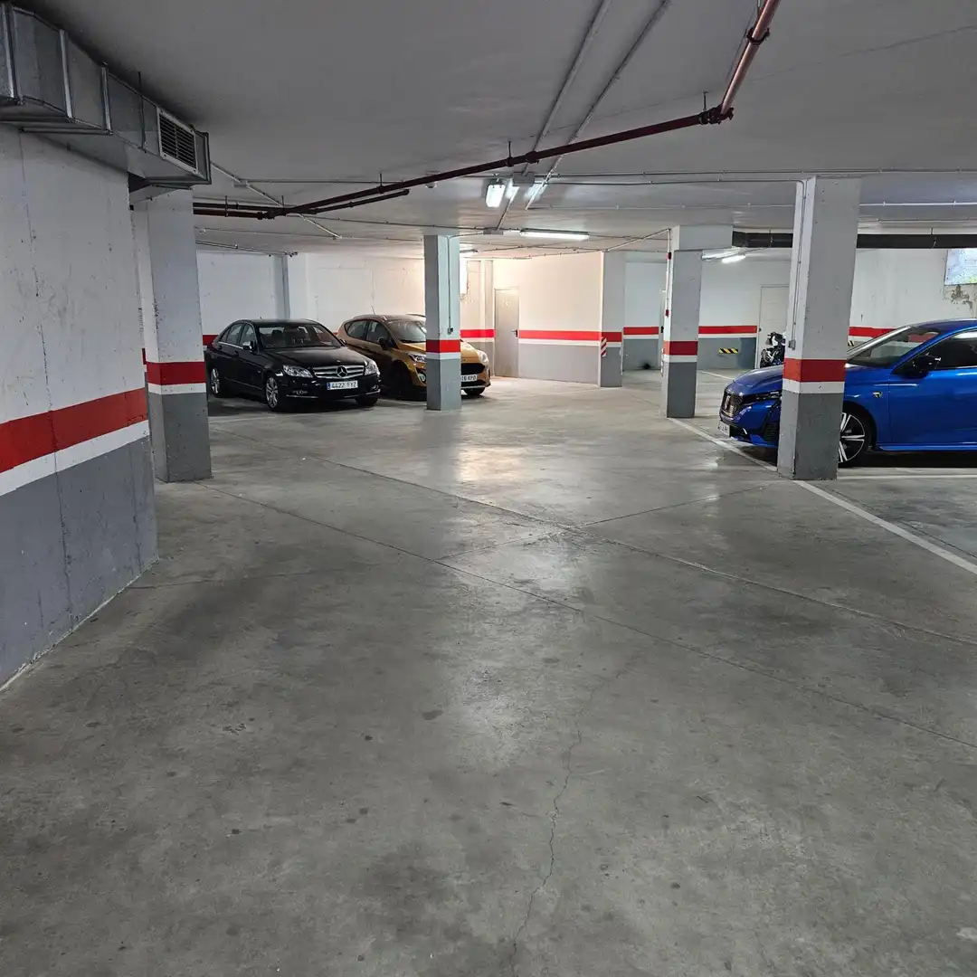 Parking de Piso en venta en Cassà de la Selva con Aire acondicionado, Calefacción y Terraza