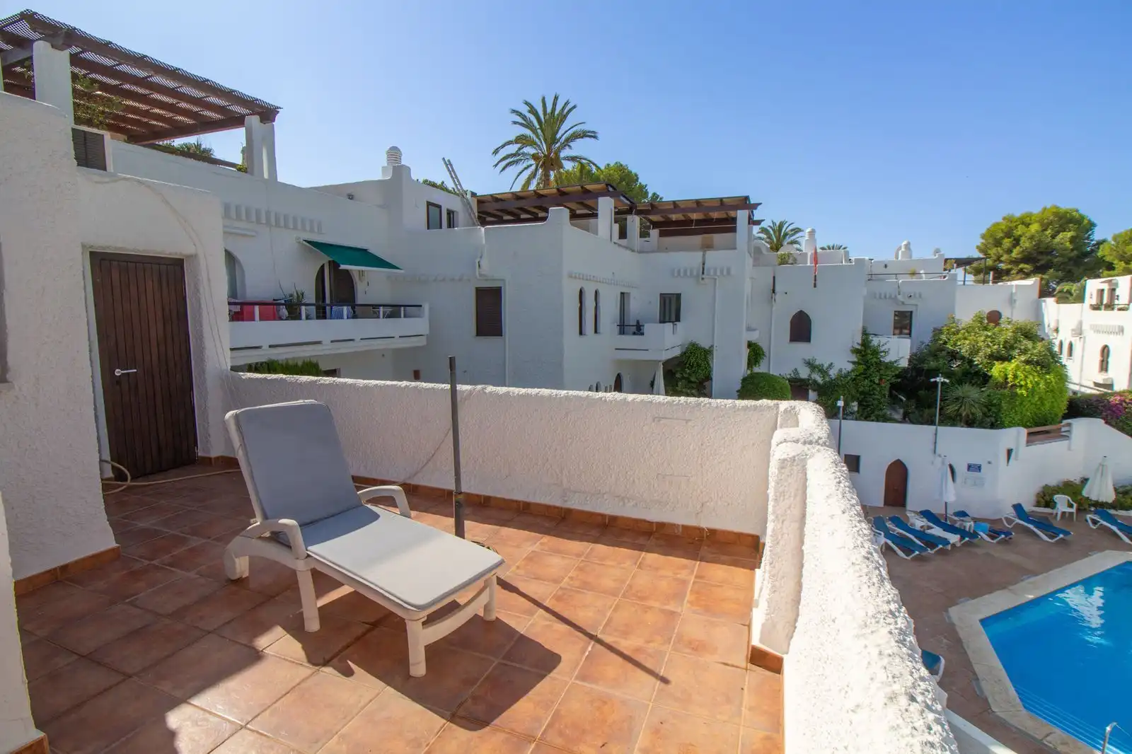 Vivienda con piscina en venta en Urbanización la Alzambra 11, imagen 14
