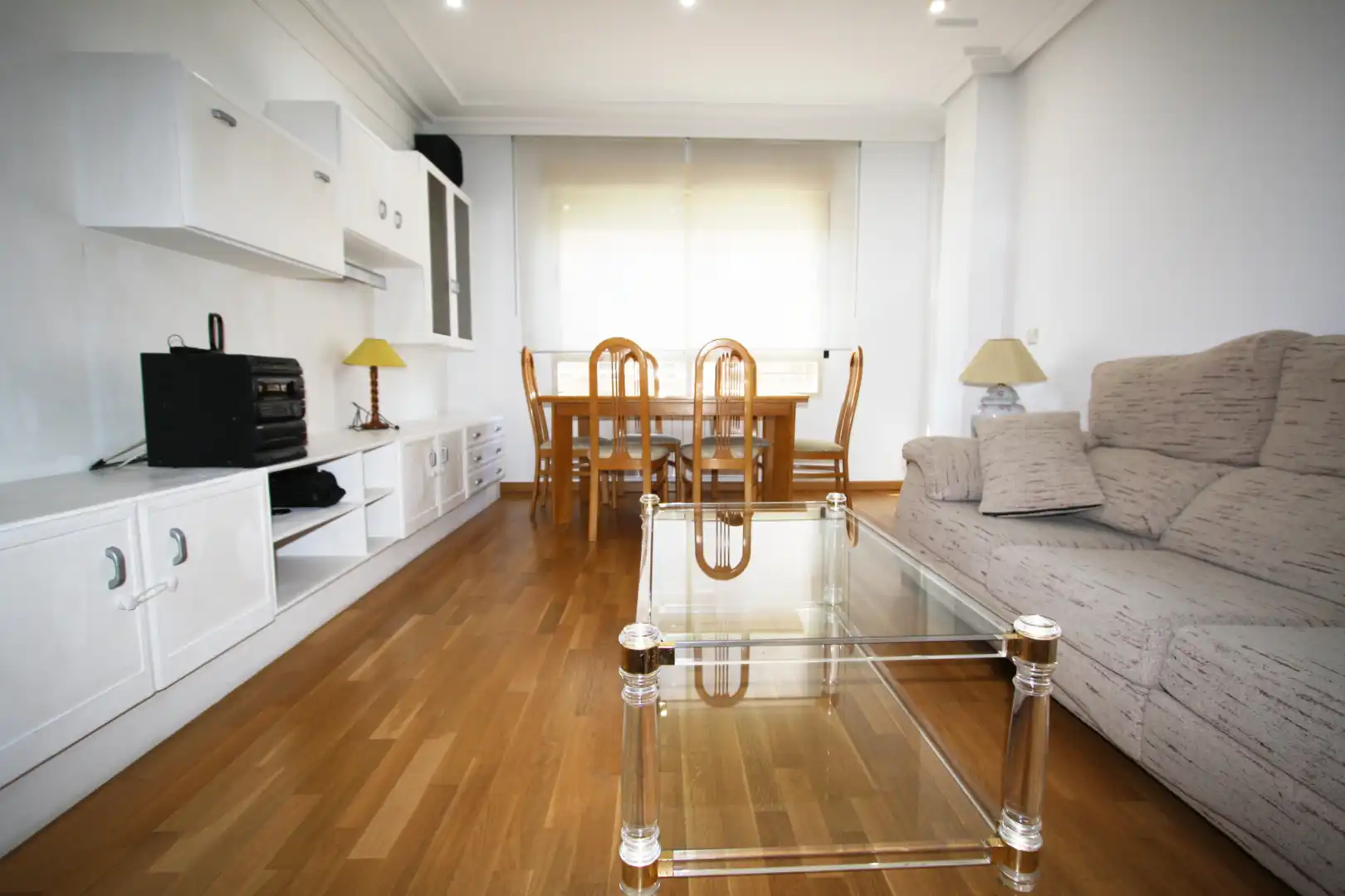 Sala de estar de Piso en venta en Albacete con Calefacción, Parquet y Amueblado