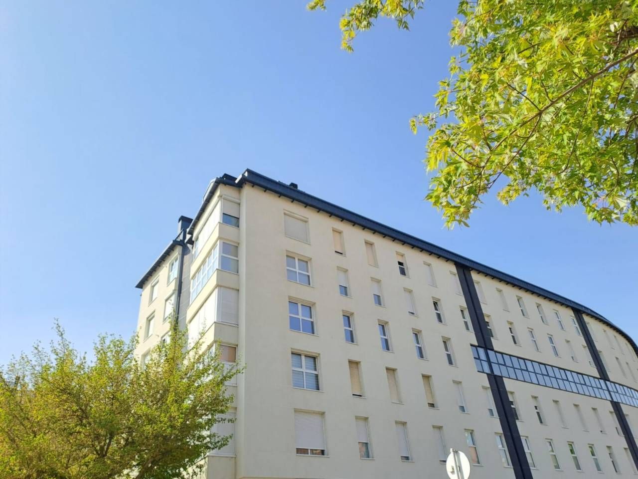 Exterior view of Duplex for sale in Burgos Capital  with Heating, Terrace and Storage room