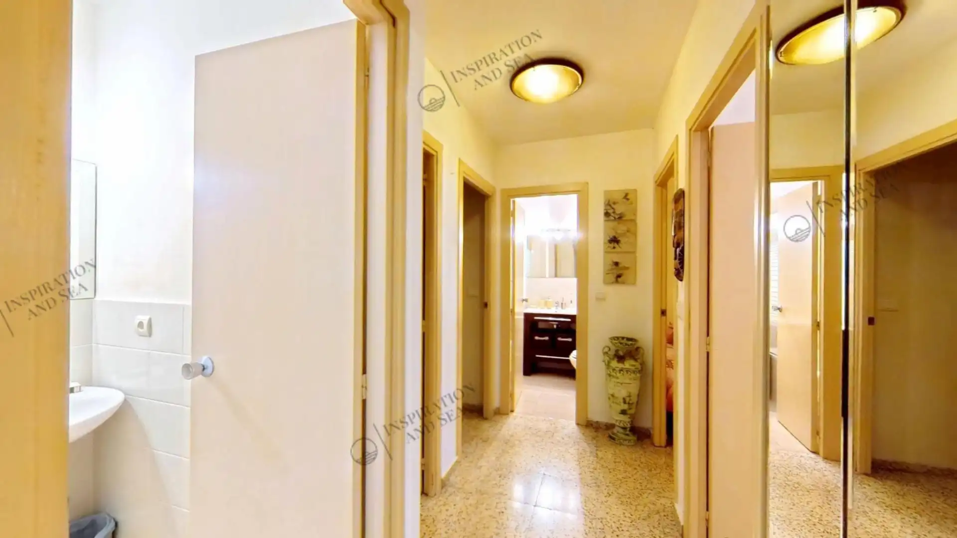 Piso en venta en Santa Eulària des Riu con Aire acondicionado y Terraza