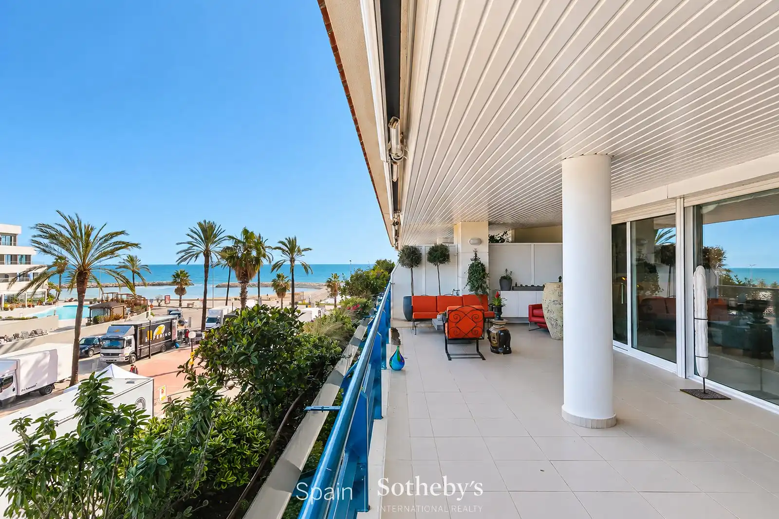 Penthouse with pool for sale in Can Girona - Terramar - Vinyet, imagen 2