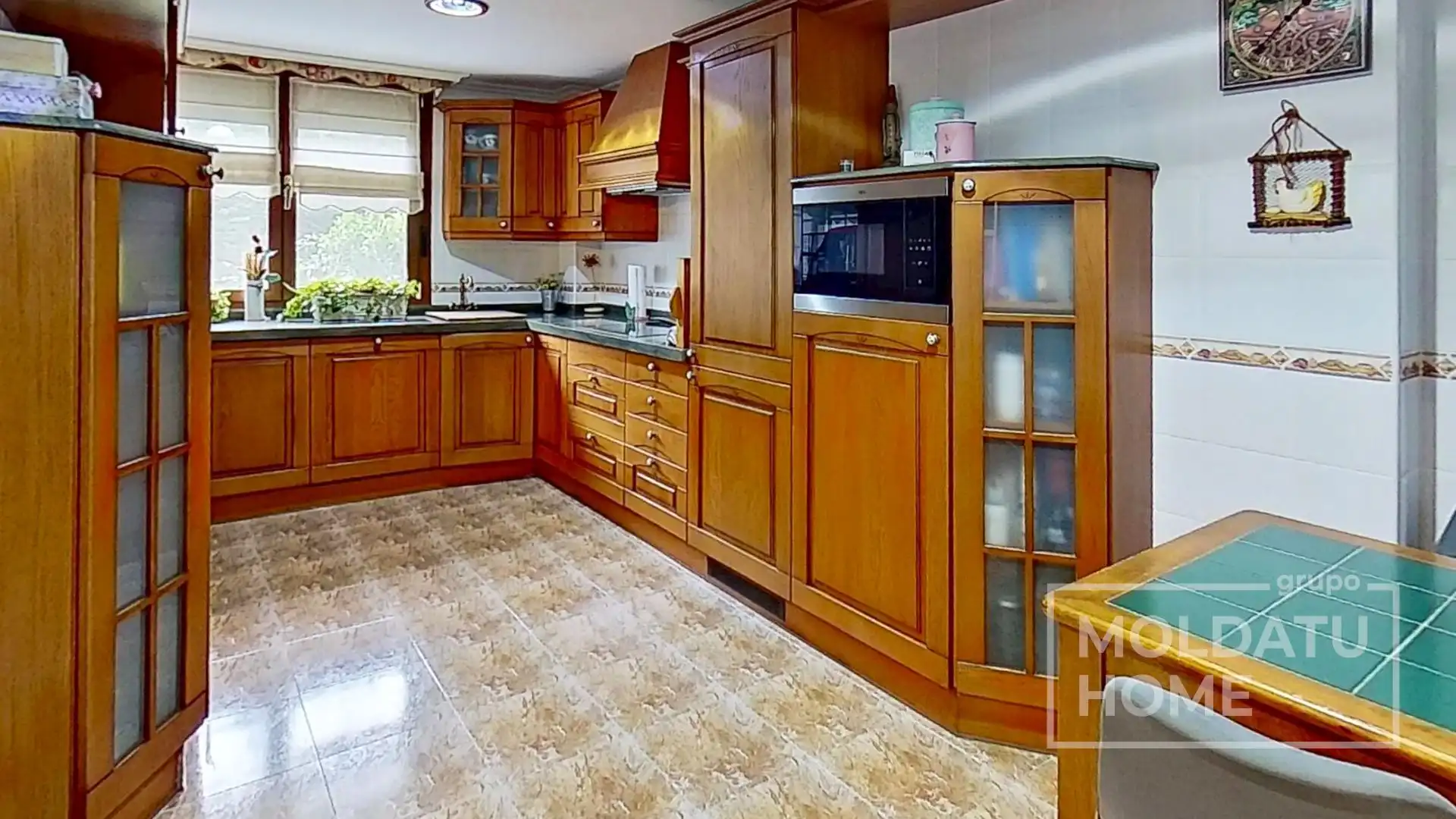 Kitchen of Single-family semi-detached for sale in Valle de Trápaga-Trapagaran  with Heating, Private garden and Terrace