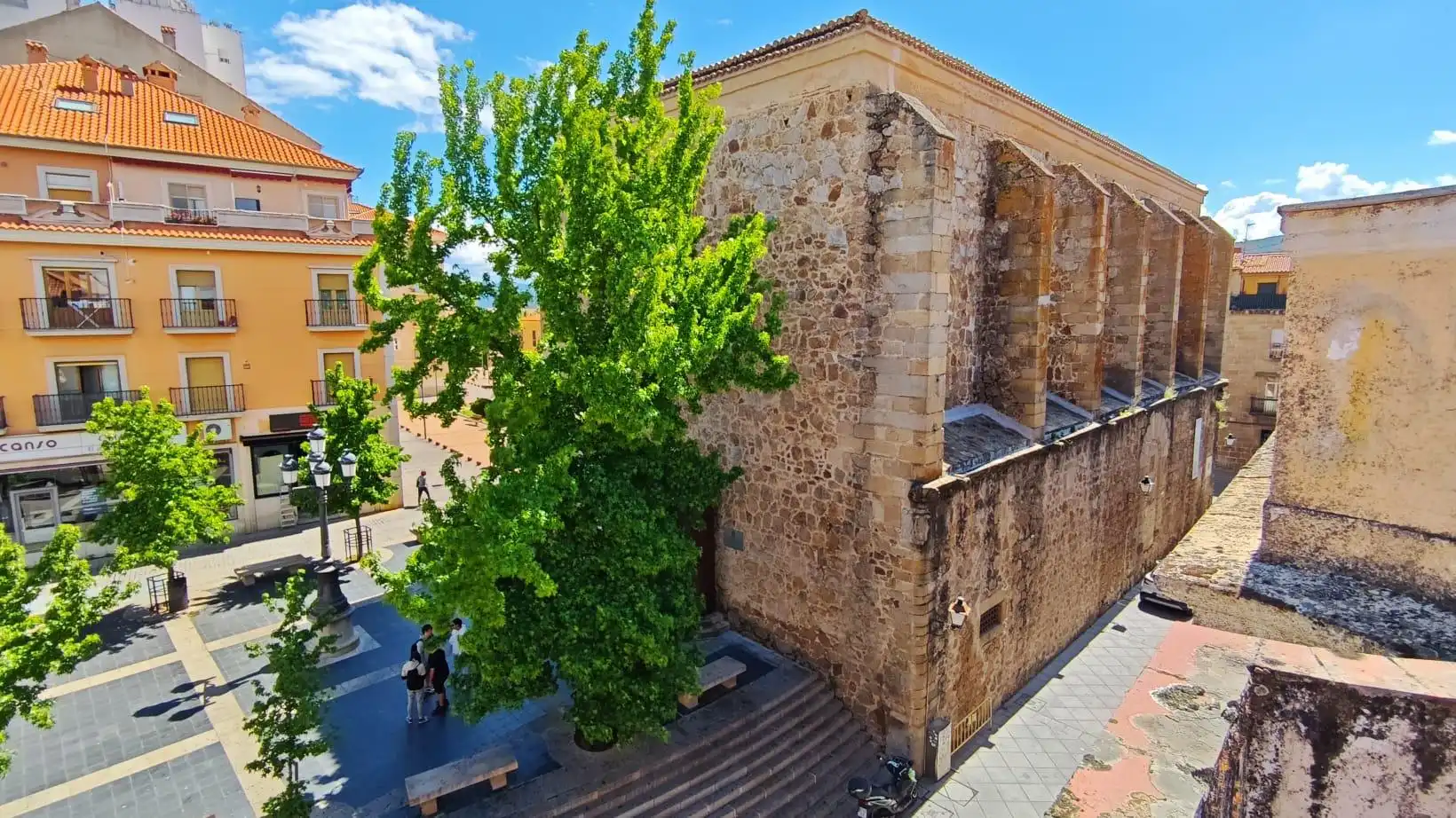 Vista exterior de Pis en venda en Plasencia