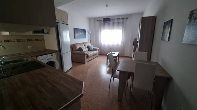 Apartamento en Alquiler en Calle Granada en Rute