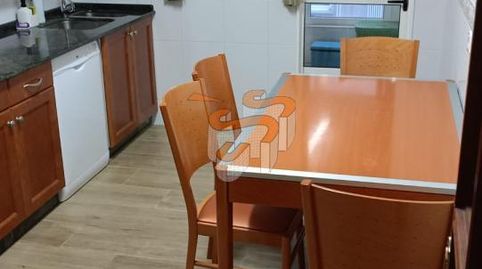 Foto 2 de Piso en venta en Alto del Castaño, Narón