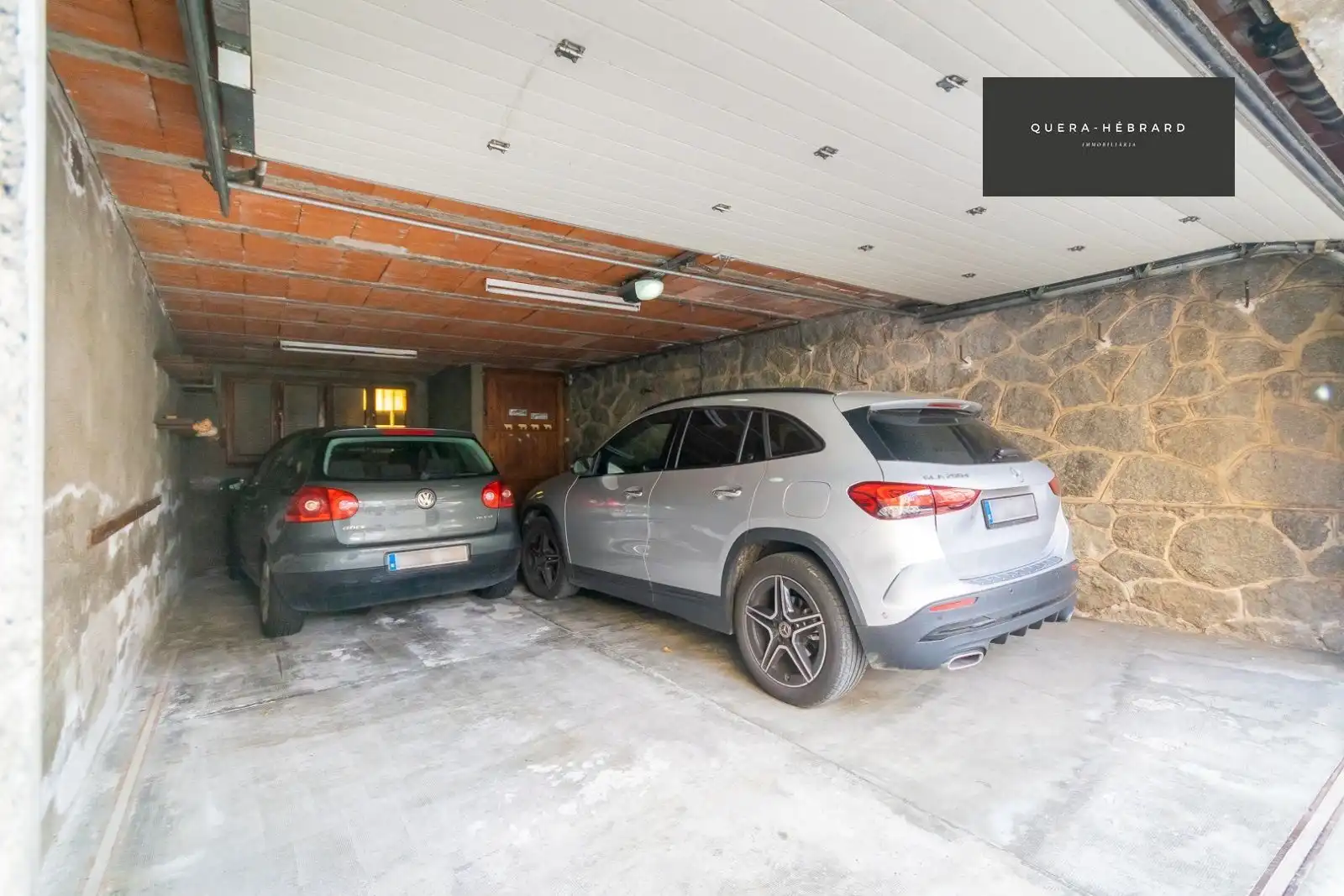 Parking of Houses for sale in Ripoll  with Balcony