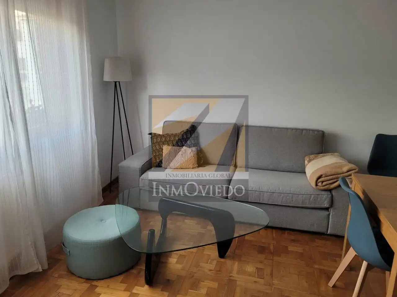 Wohnzimmer von Wohnung zur Miete in Oviedo  mit Heizung