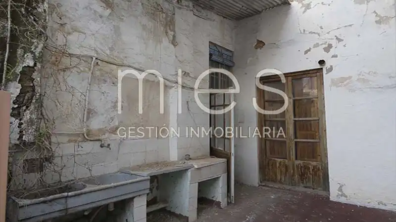 Buildings for sale in Torrent