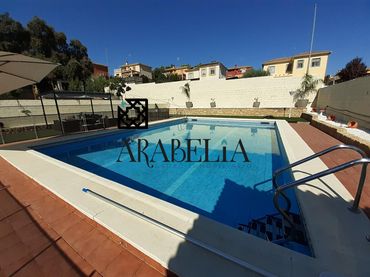Xalet amb piscina en venda a Periurbano Este - Campiña