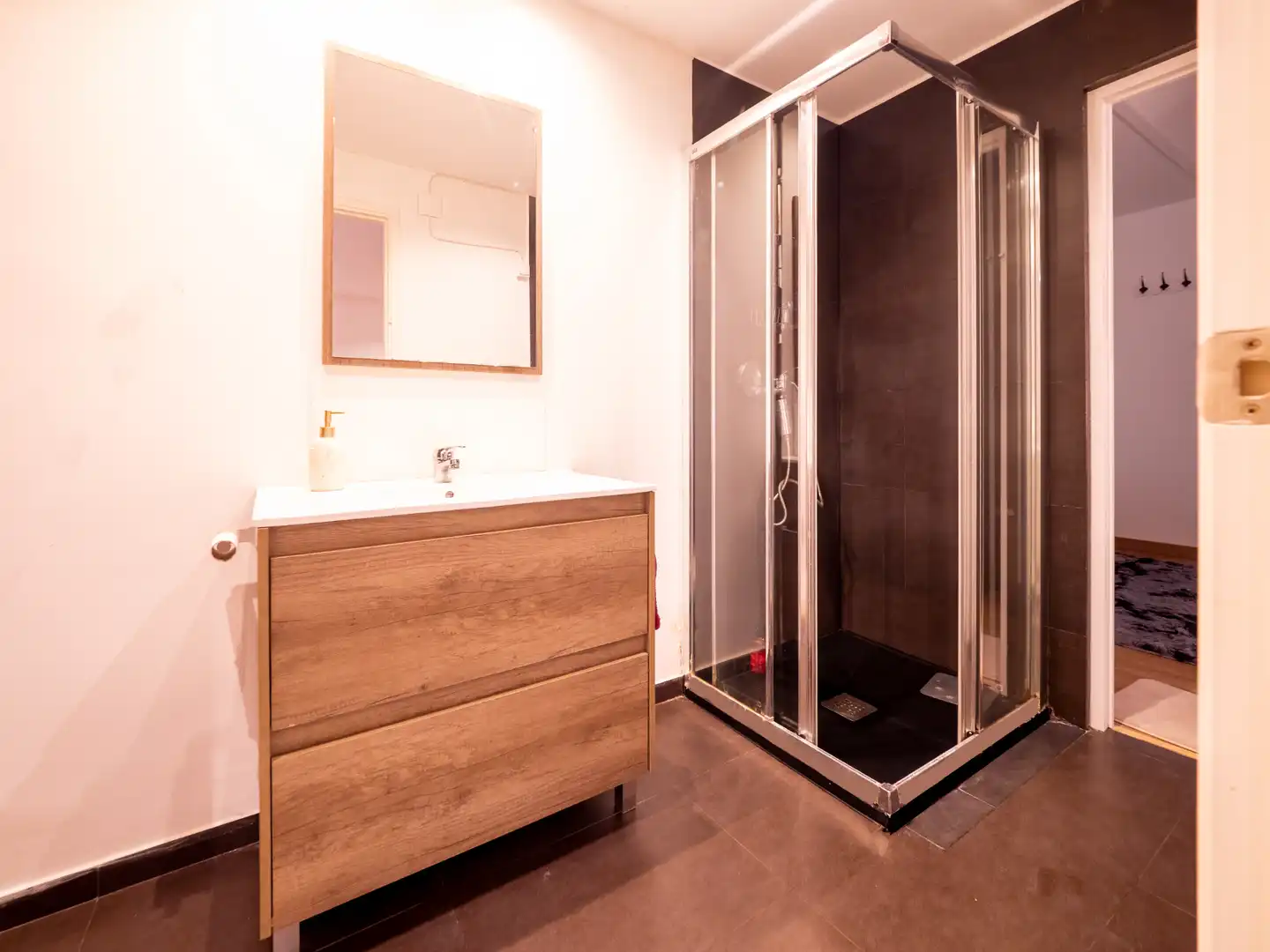 Baño de Casa adosada en venta en Barcelona con Aire acondicionado, Calefacción y Parquet