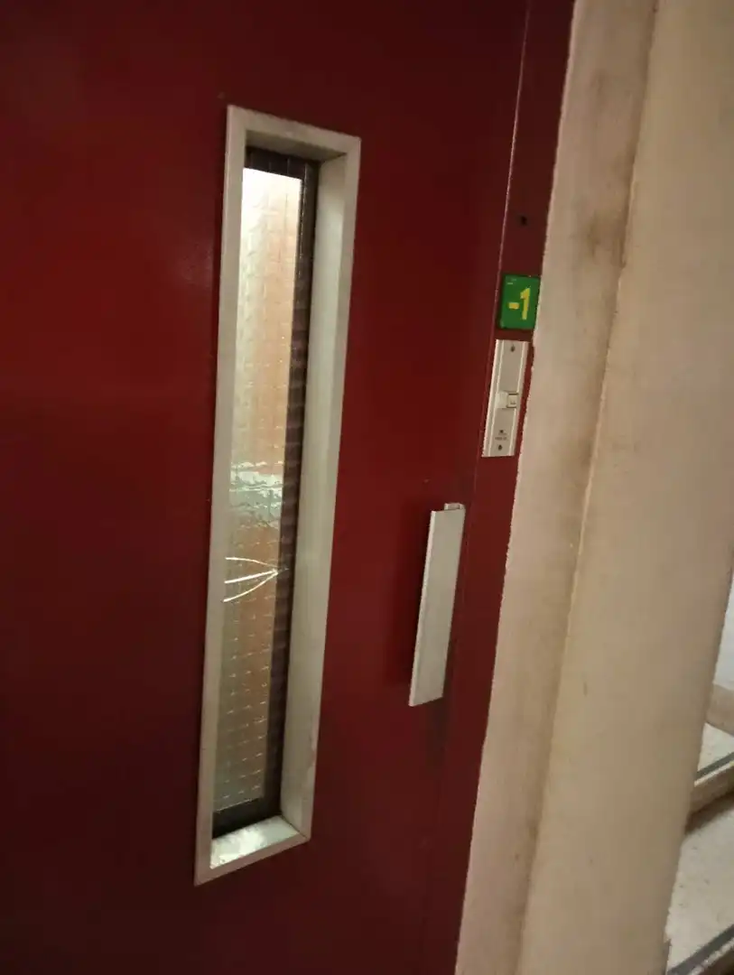 Garaje en venta en Bilbao  con Alarma