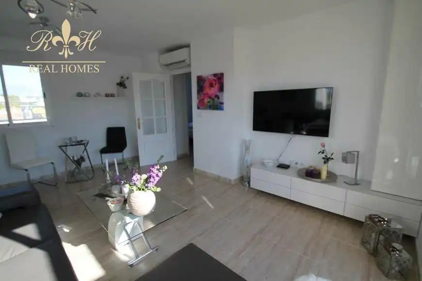 Sala de estar de Ático de alquiler en L'Alfàs del Pi con Aire acondicionado, Terraza y Piscina