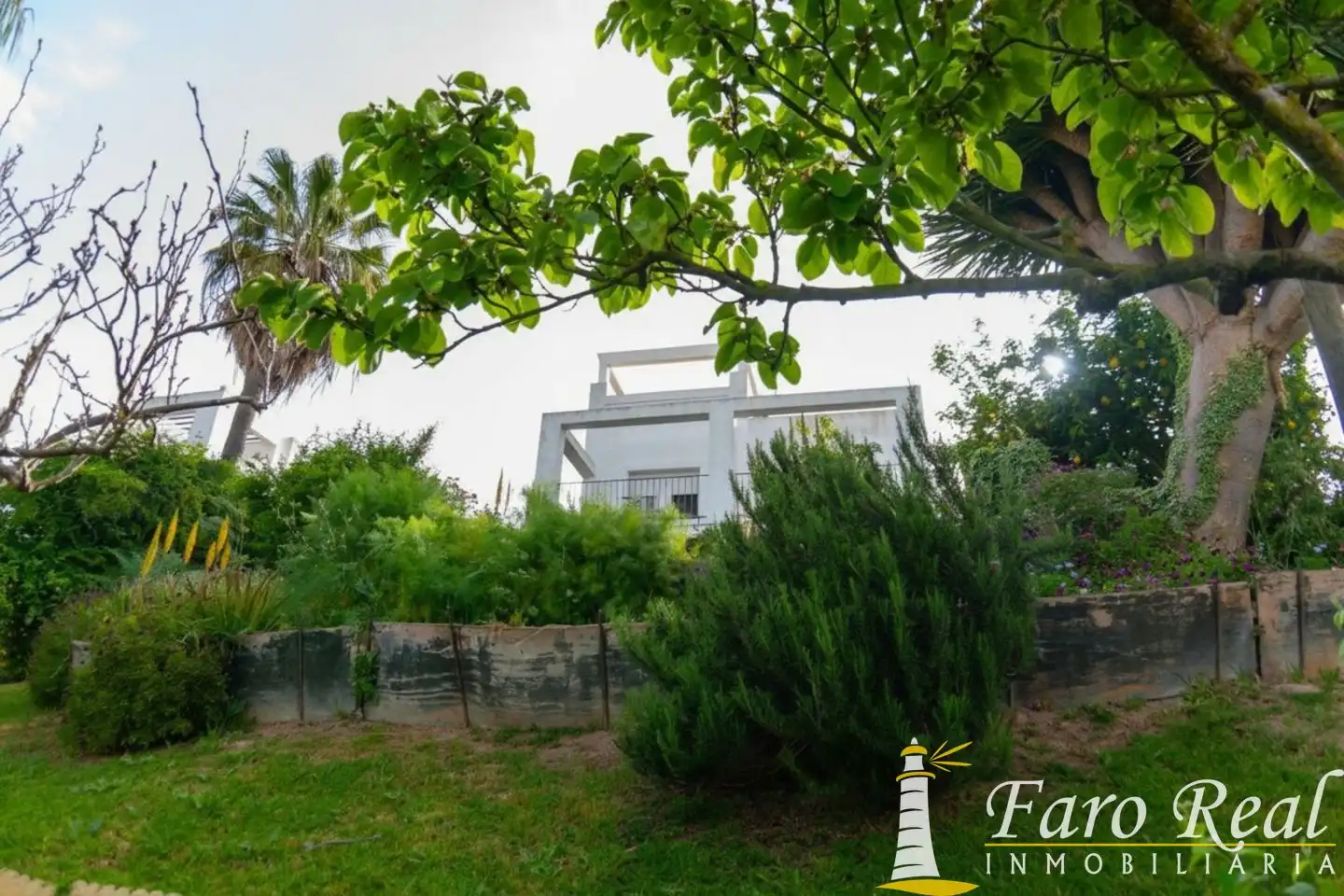 Jardí de Casa o xalet en venda en Sanlúcar de Barrameda amb Aire condicionat, Jardí privat i Terrassa