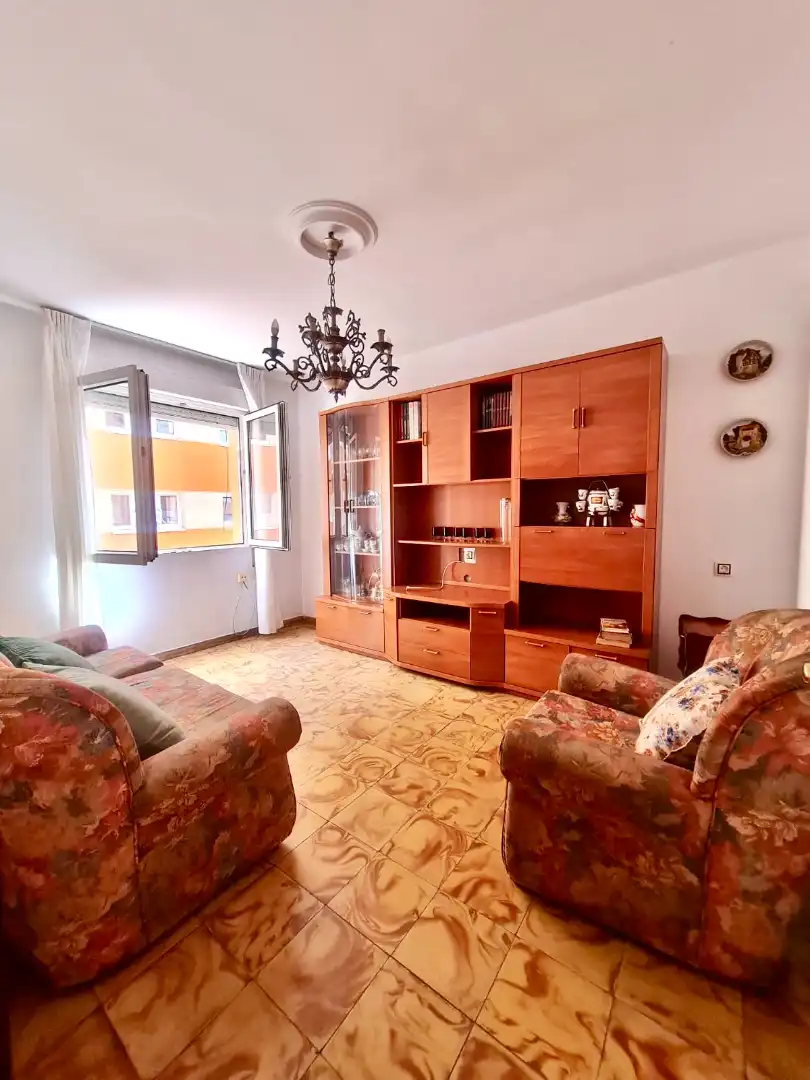 Sala de estar de Piso en venta en Gijón  con Amueblado