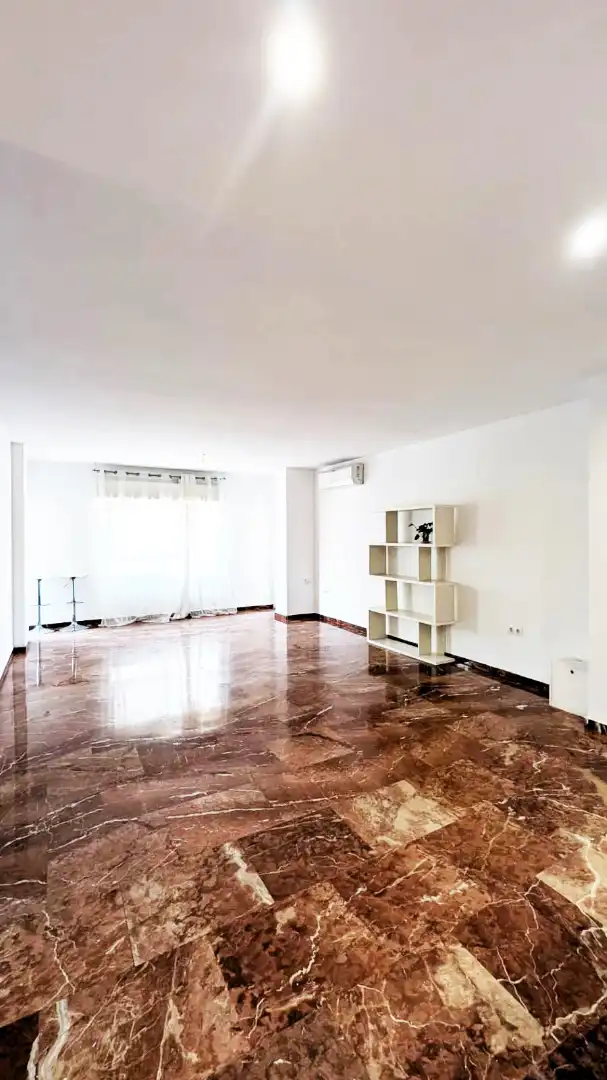 Flat with terrace to rent in Calle Santa Clotilde 33, imagen 4