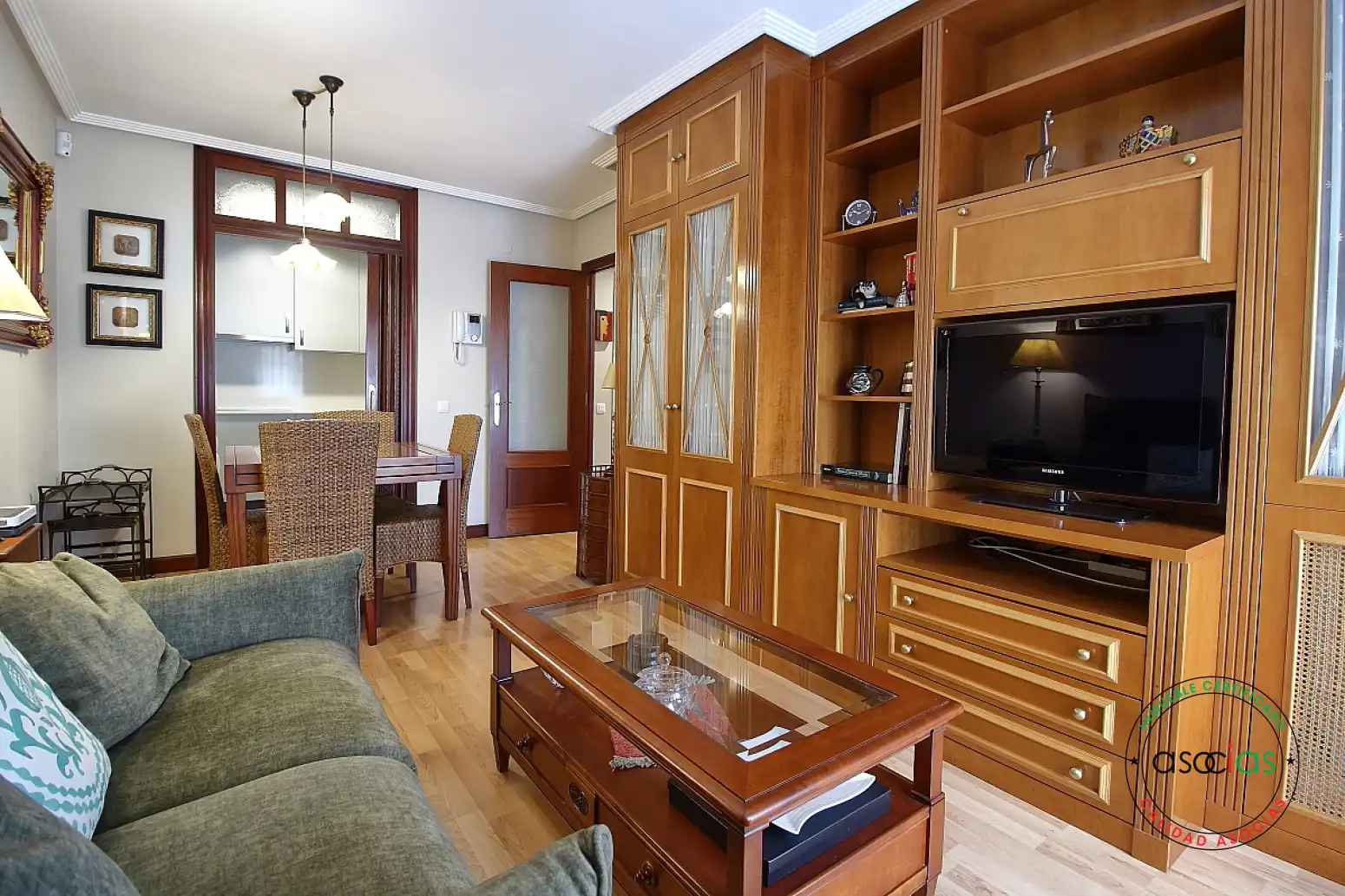 Sala d'estar de Pis en venda en Gijón  amb Calefacció, Parquet i Terrassa