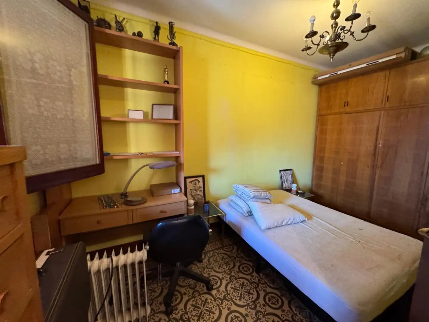 Habitación de Piso en venta en Barcelona con Parquet, Amueblado y Horno