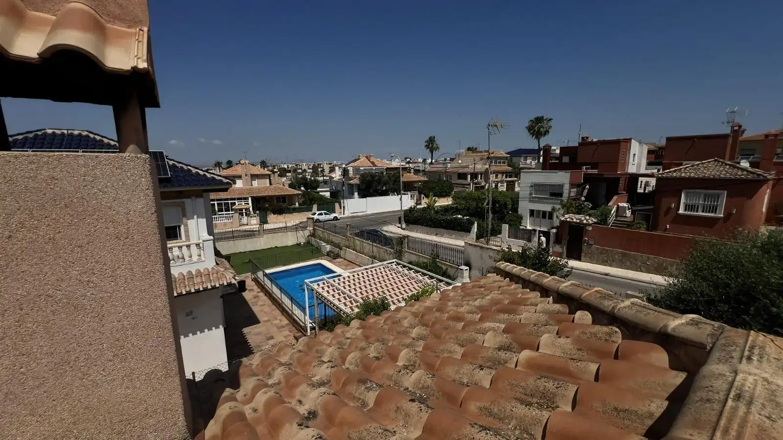 Vista exterior de Casa adosada en venta en Torrevieja con Aire acondicionado, Jardín privado y Terraza