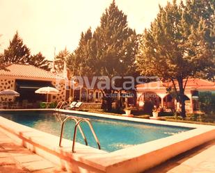 Piscina de Casa o xalet en venda en  Albacete Capital amb Terrassa, Piscina i Moblat