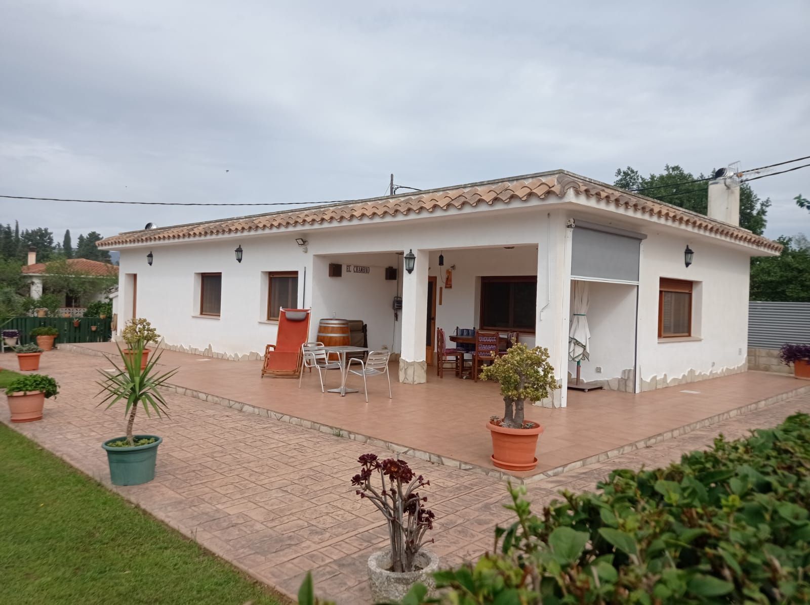 Vista exterior de Casa o xalet en venda en Tortosa amb Jardí privat i Traster
