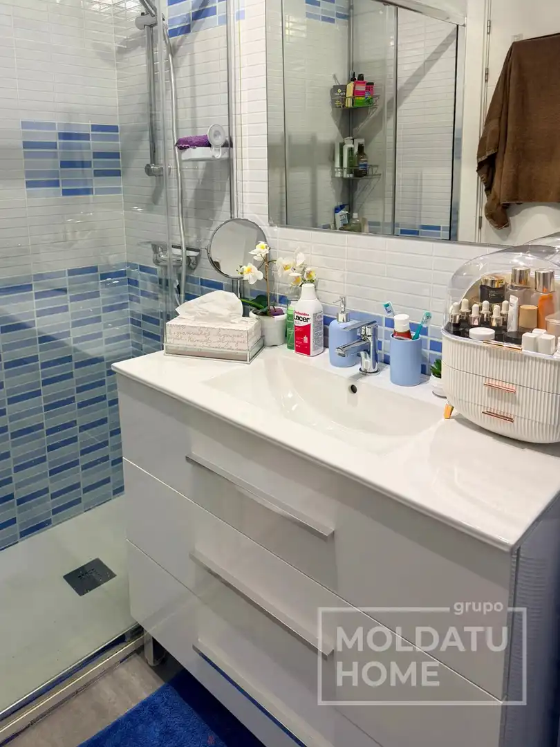 Baño de Piso en venta en Bilbao  con Calefacción