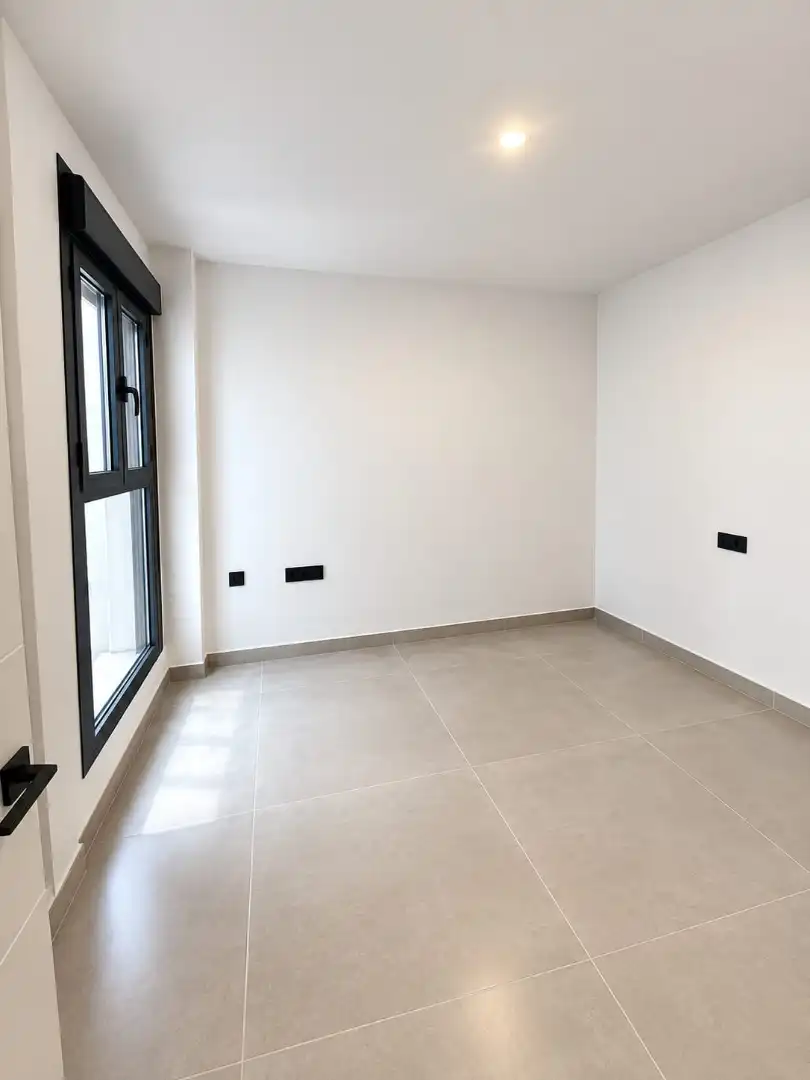 Piso con ascensor en venta en Puerto Deportivo, imagen 7