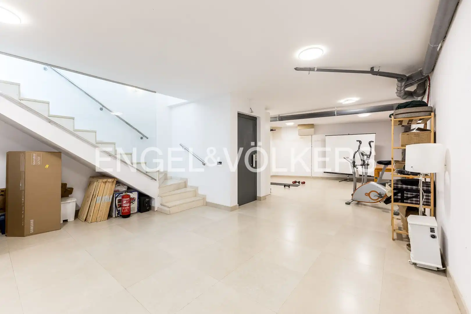 Casa adosada en venta en Barcelona con Aire acondicionado, Calefacción y Jardín privado