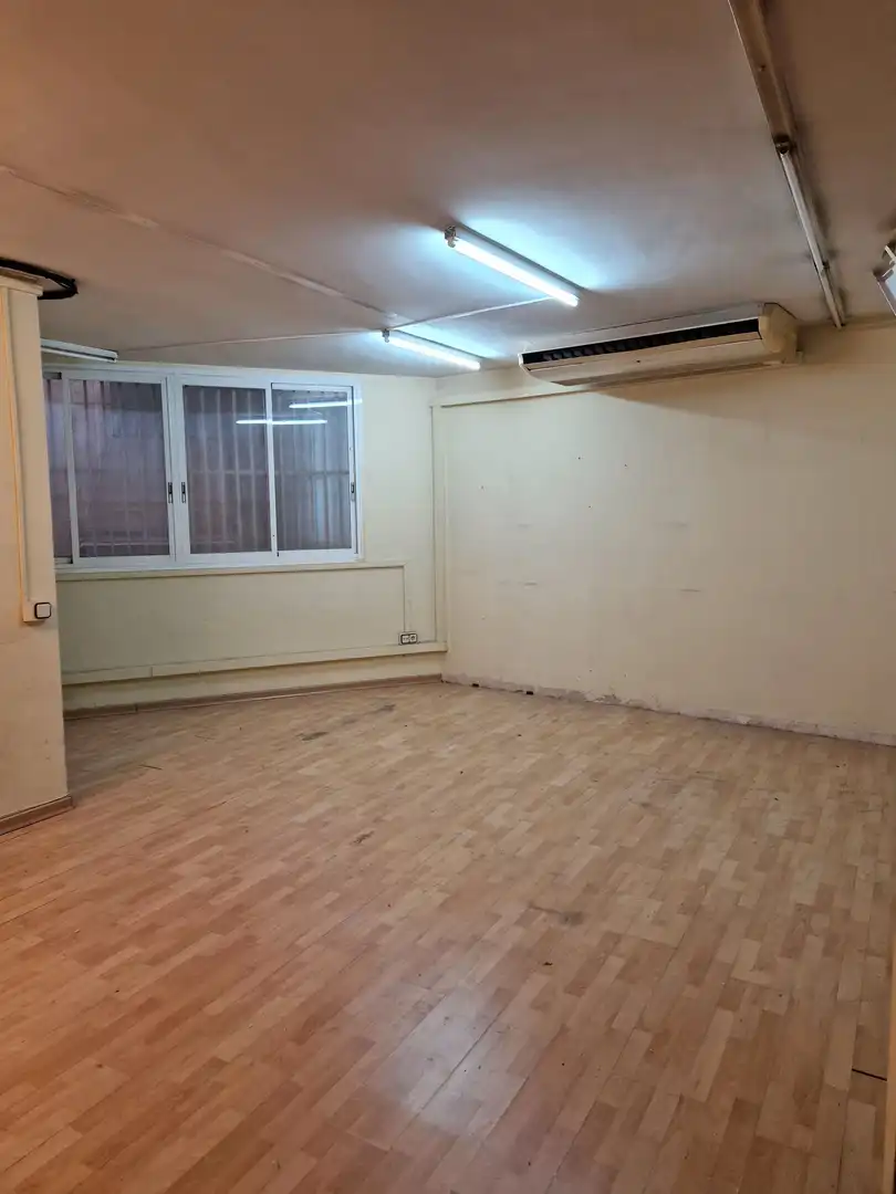 Gewerbefläche zur Miete in Carrer de l'Estatut 7, imagen 8