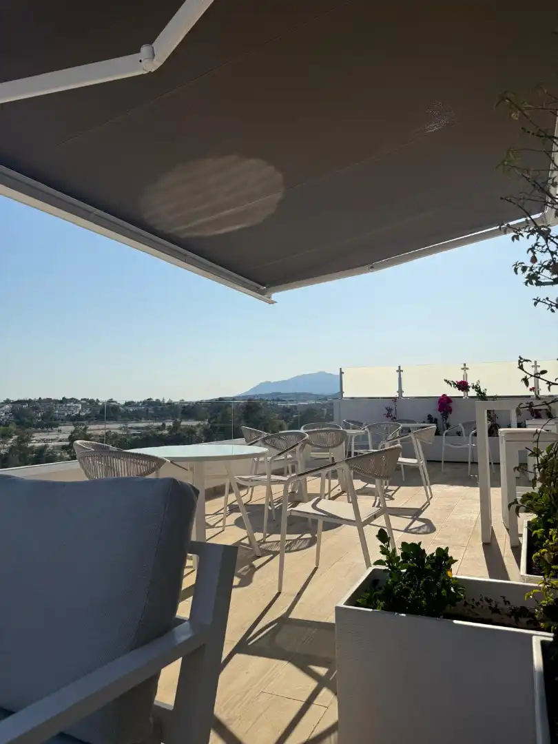 Terrassa de Pis en venda en Marbella amb Aire condicionat, Terrassa i Moblat