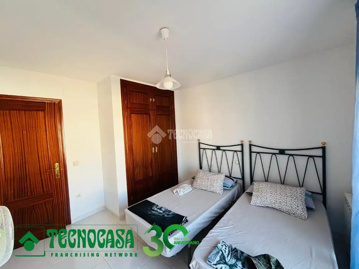 Casa aparellada amb terrassa en venda a Magán, imagen 23