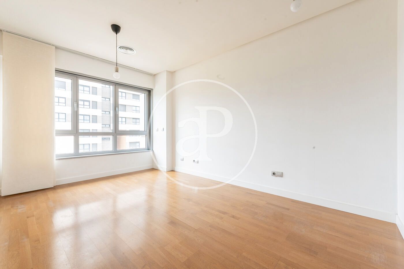 Wohnzimmer von Wohnung zur Miete in  Madrid Capital mit Klimaanlage, Heizung und Privatgarten