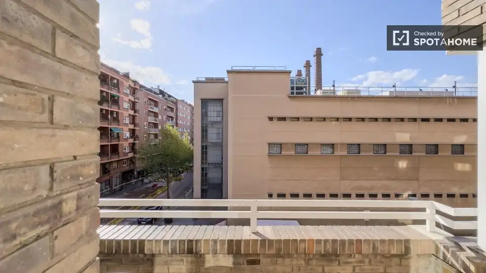 Pis de lloguer a El Poble Sec - Parc de Montjuïc