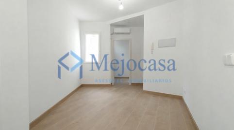 Foto 2 de Apartament en venda a Calle de la Huerta del Bayo, Embajadores - Lavapiés,  Madrid Capital