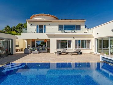 Villa con piscina in vendita a Paichi