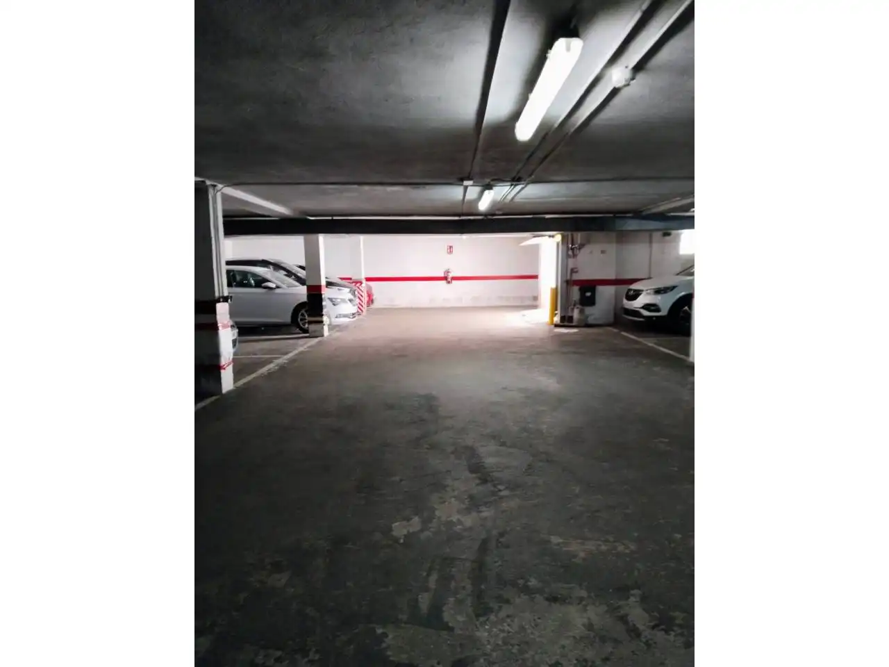 Parking de Apartamento en venta en Burgos con Calefacción, Parquet y Terraza