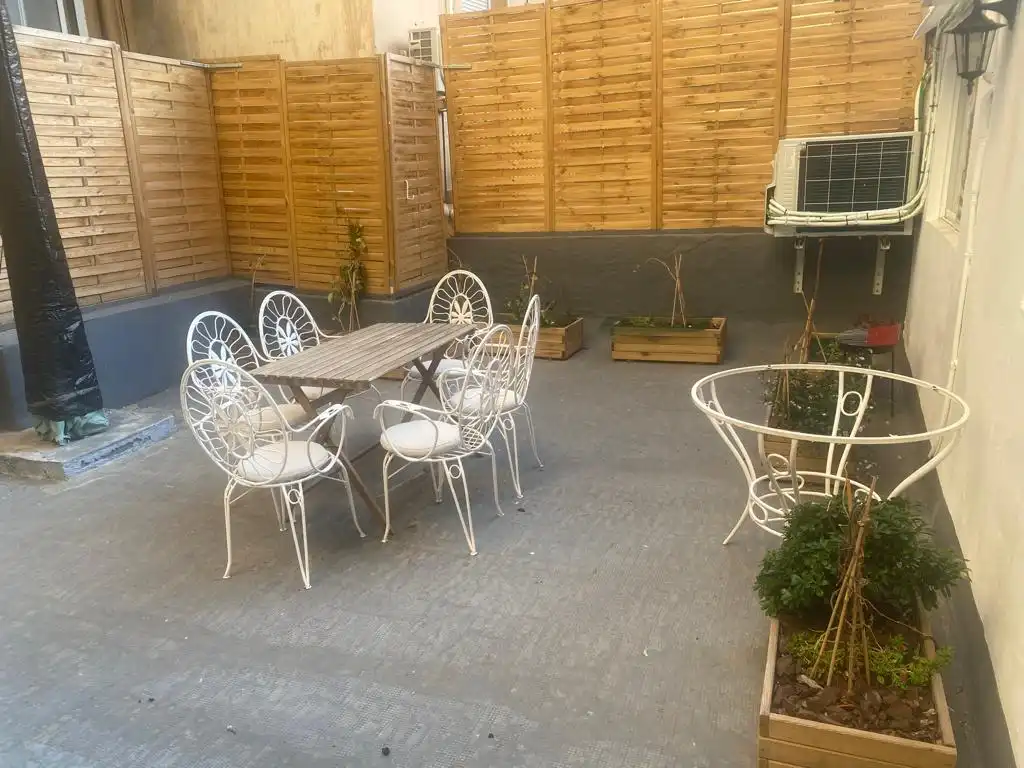 Habitació a Carrer de la Diputació, 131, La Nova Esquerra de l'Eixample