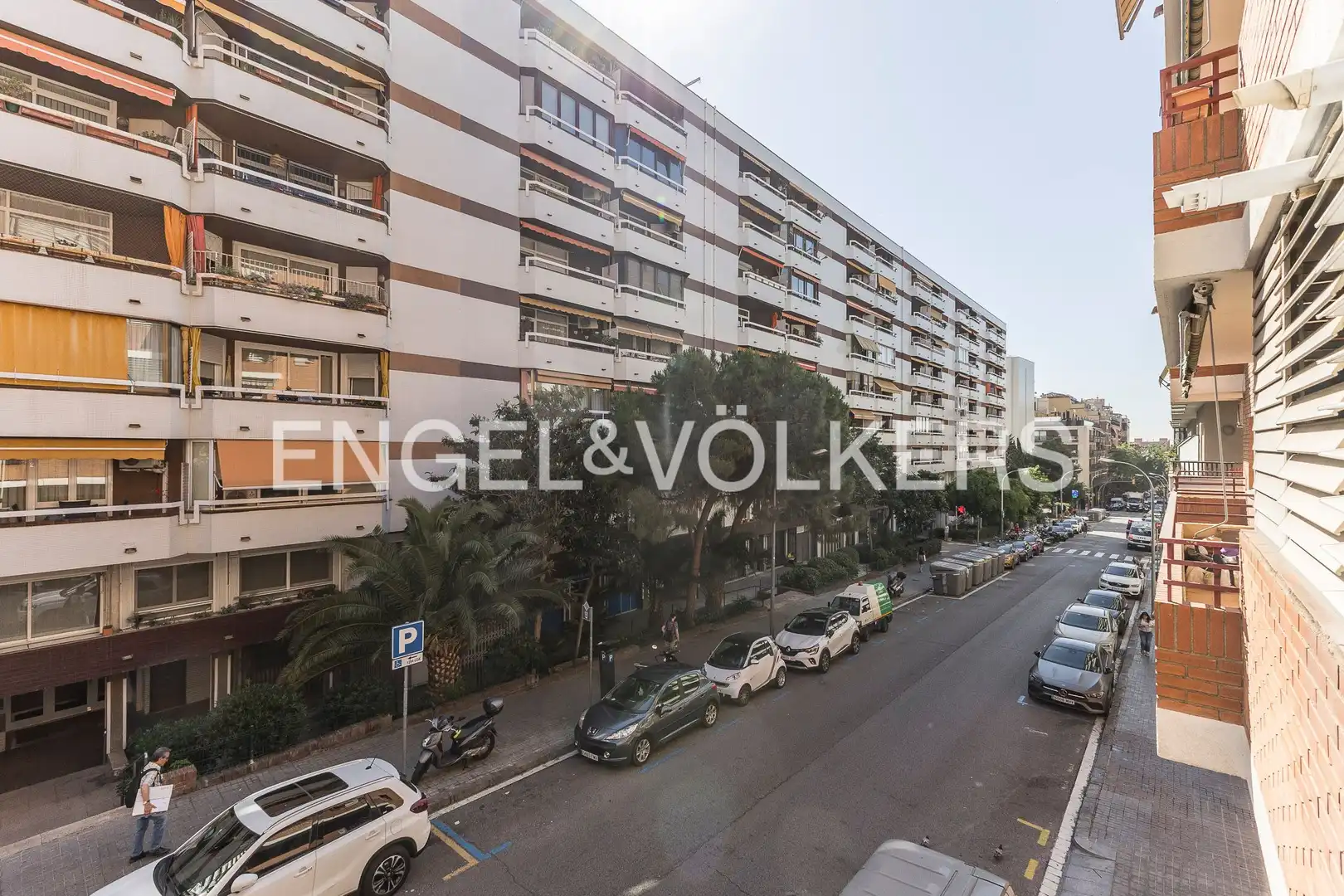 Exterior view of Flat for sale in Barcelona  with Air Conditioner, Heating and Furnished