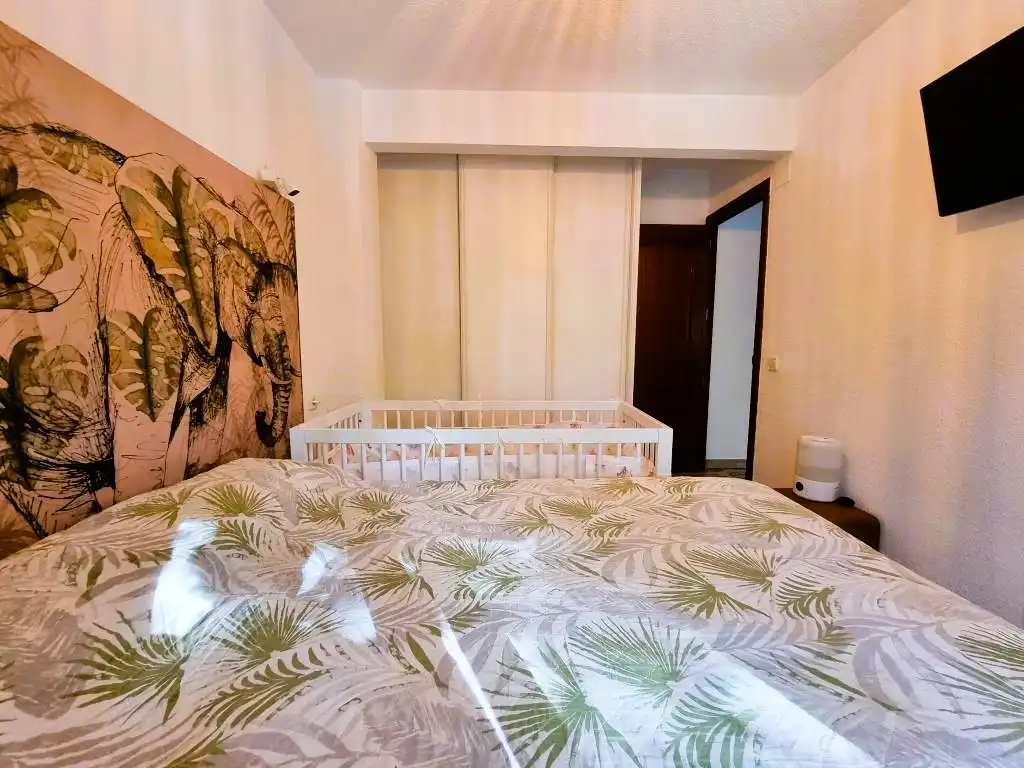 Habitación de Piso en venta en Madrid con Aire acondicionado y Calefacción