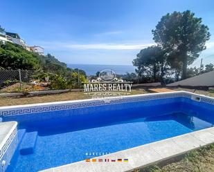 Vista exterior de Casa o xalet en venda en Lloret de Mar amb Piscina