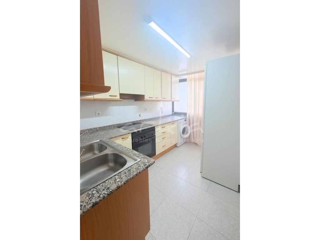 Kitchen of Flat for sale in Paterna  with Balcony