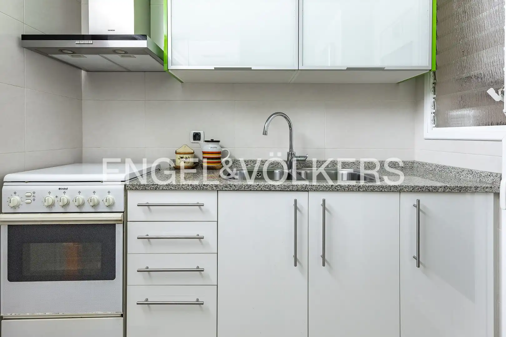 Cocina de Piso en venta en Barcelona con Aire acondicionado, Calefacción y Balcón