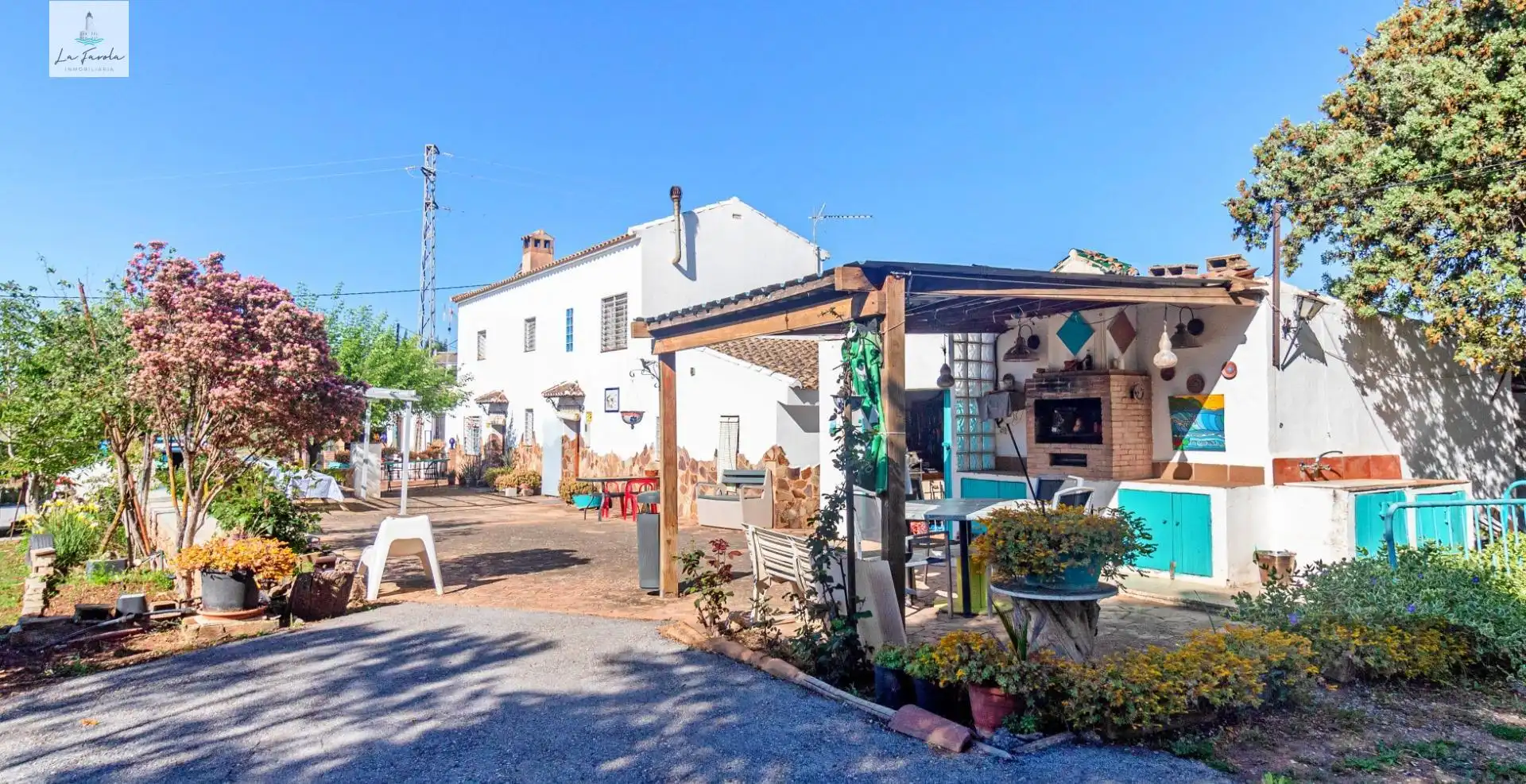 Country homes for sale in Archidona  with Air Conditioner, Heating and Private garden
