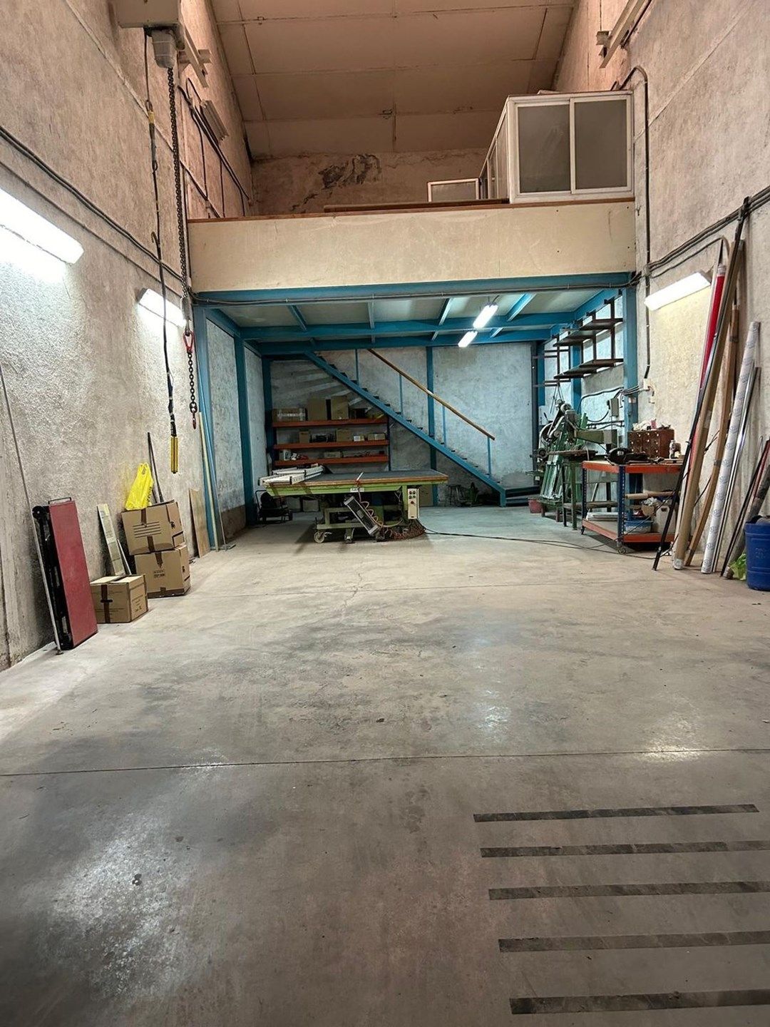 Nau industrial en venda en Zaratamo