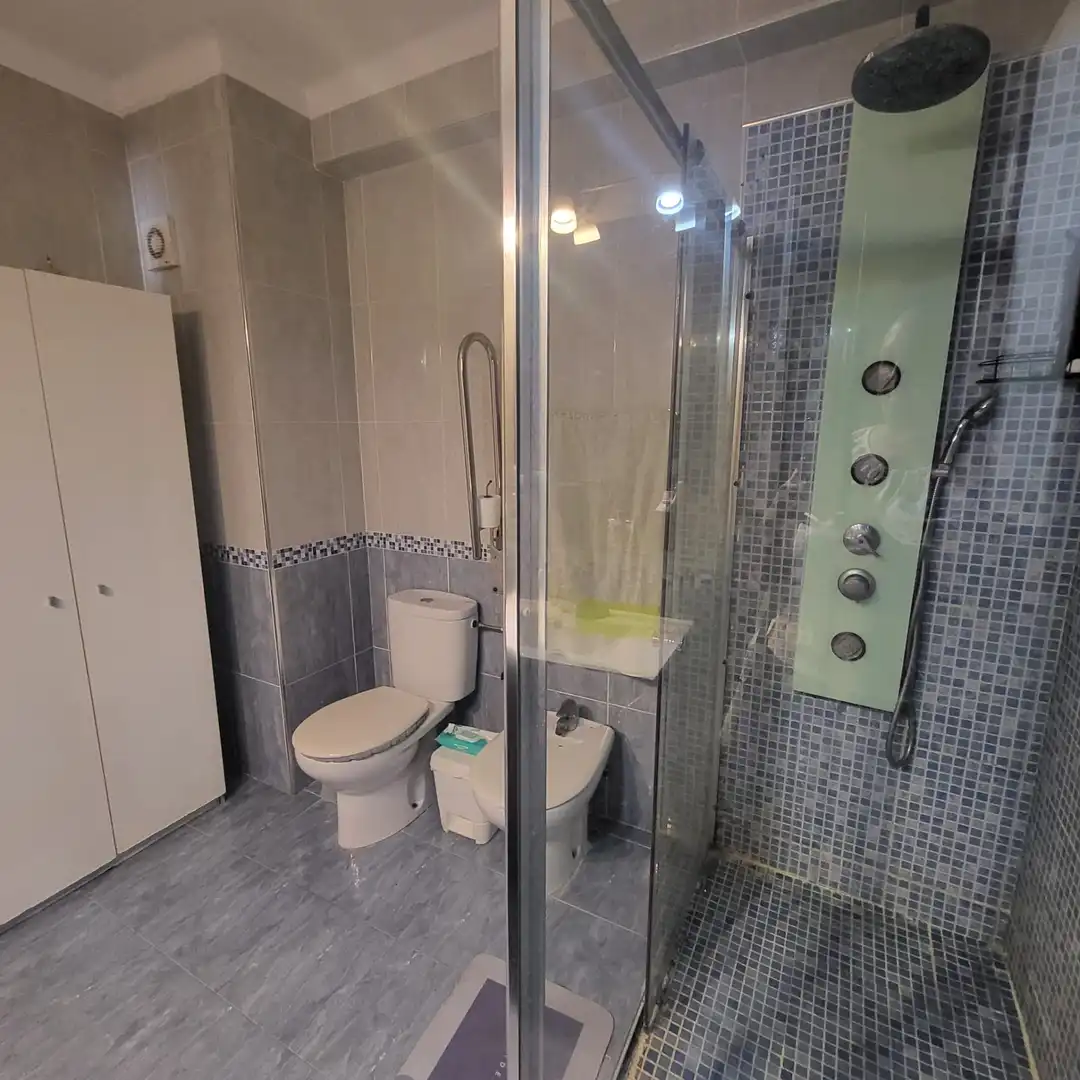 Bany de Pis en venda en Vélez-Málaga amb Aire condicionat, Terrassa i Traster