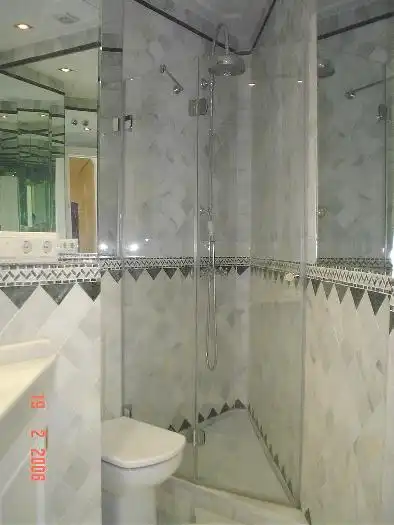 Bathroom of Duplexes for rent in Sevilla  with Furnished and Balcony