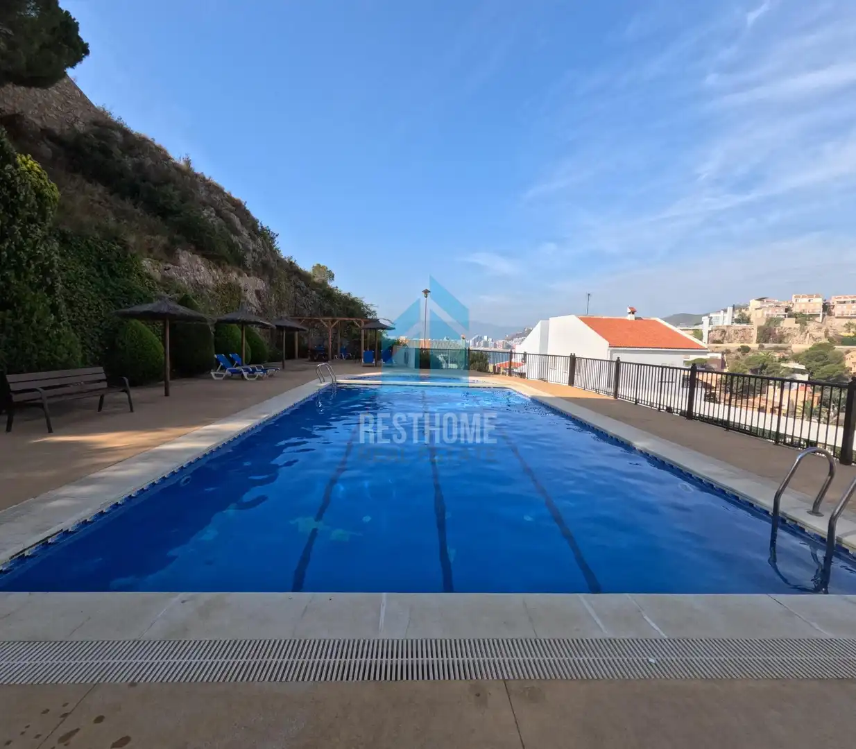 Swimming pool of Houses for sale in Cullera  with Air Conditioner, Terrace and Jacuzzi